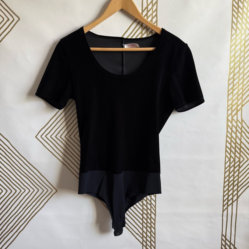 Commando, Baby Tee velvet Black Bodysuit. Size M